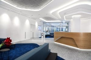 Treten Sie ein in die Zukunft mit unserem modernen Büro-Lobby-Design. Modernste Zugangssysteme Berlin